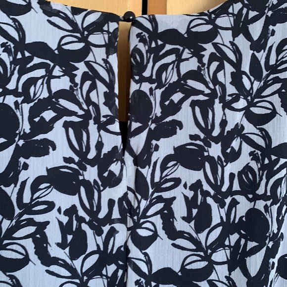 Beautiful Black &Grey Dress - Picture 7 of 12